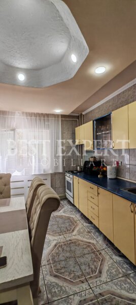 Vitan, langa Mall, central, 3 camere spatioase, gata de mutare!